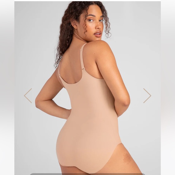 HONEYLOVE crossover bodysuit - Picture 2 of 6